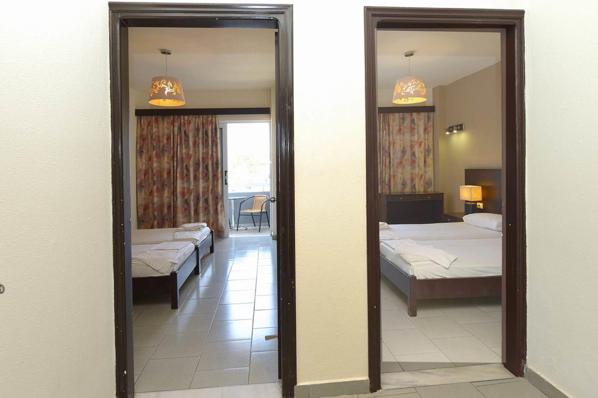Ialysos City Hotel ภายนอก รูปภาพ