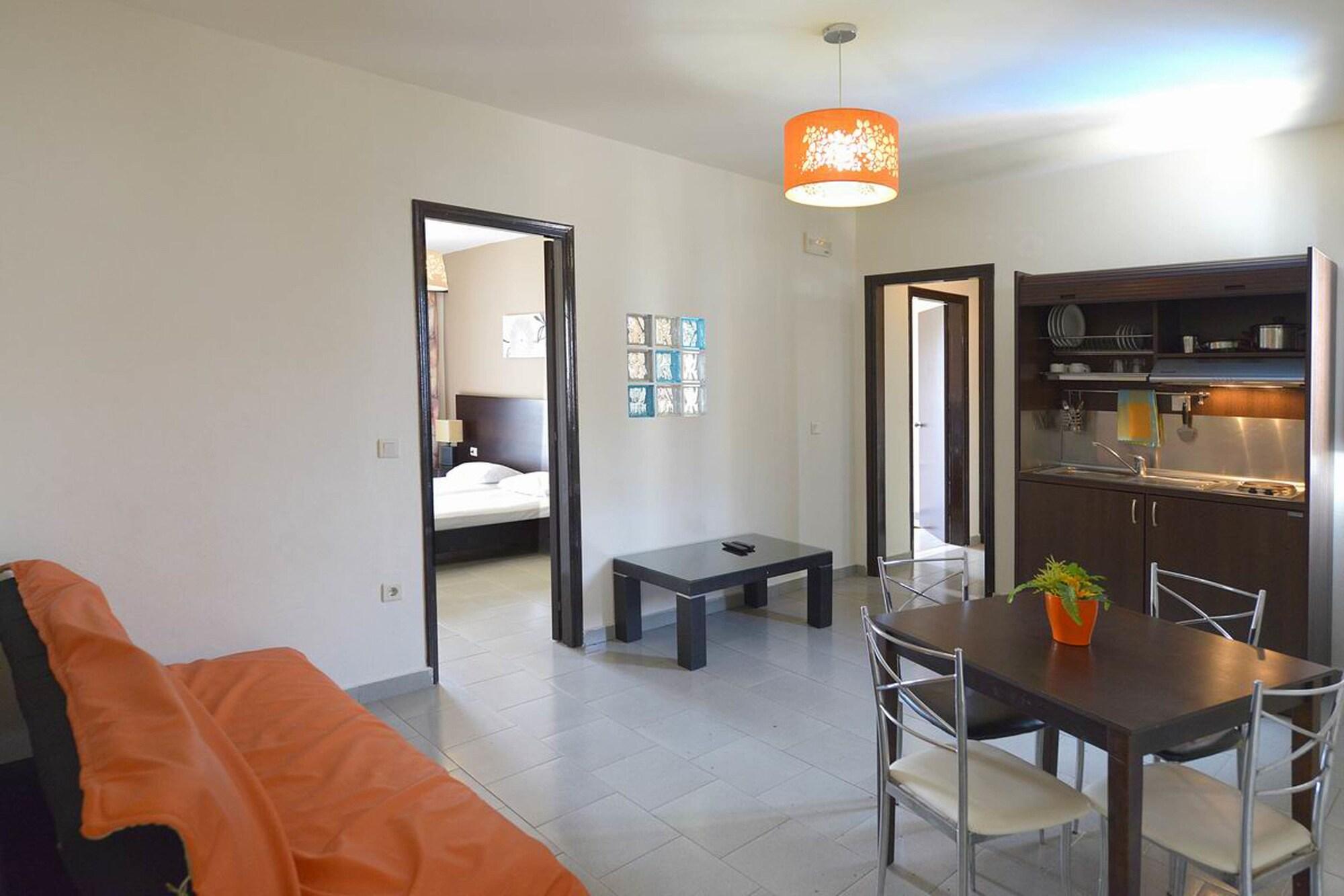 Ialysos City Hotel ภายนอก รูปภาพ