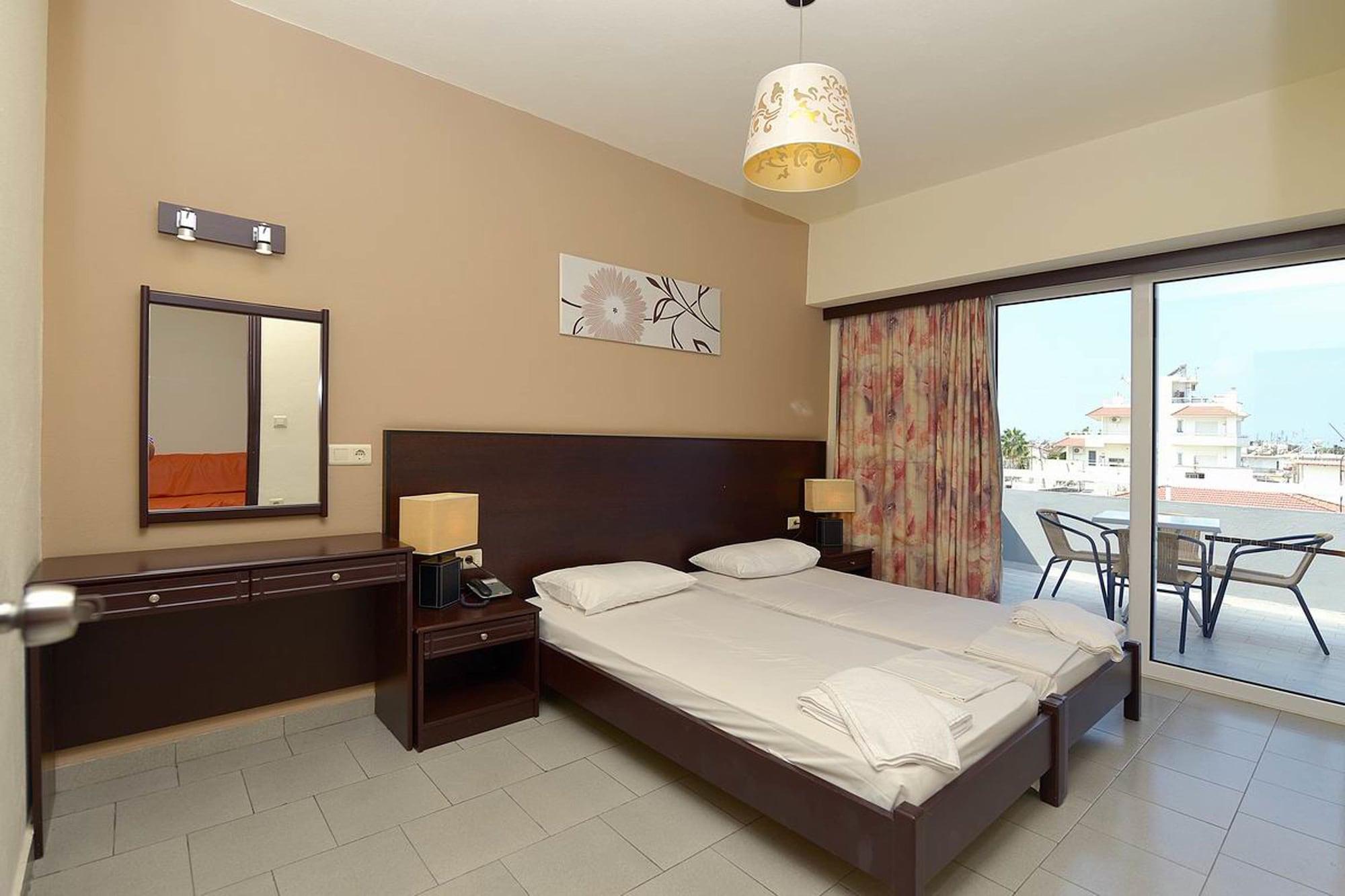 Ialysos City Hotel ภายนอก รูปภาพ