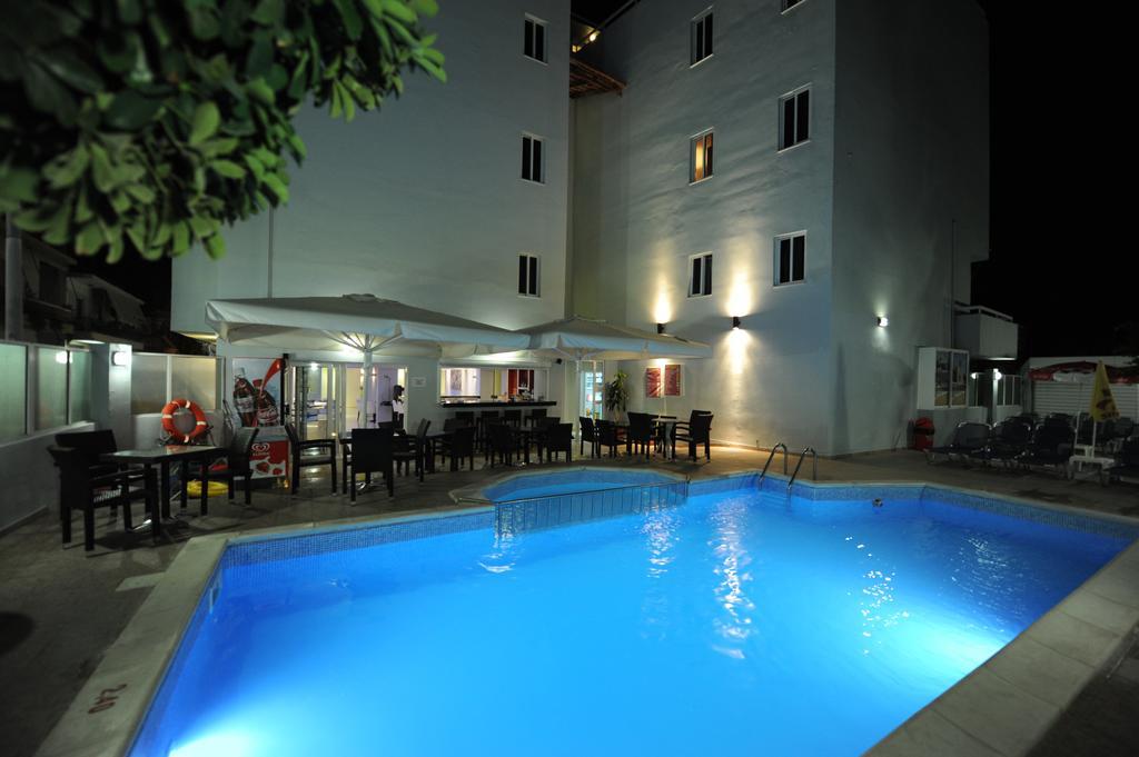 Ialysos City Hotel ภายนอก รูปภาพ