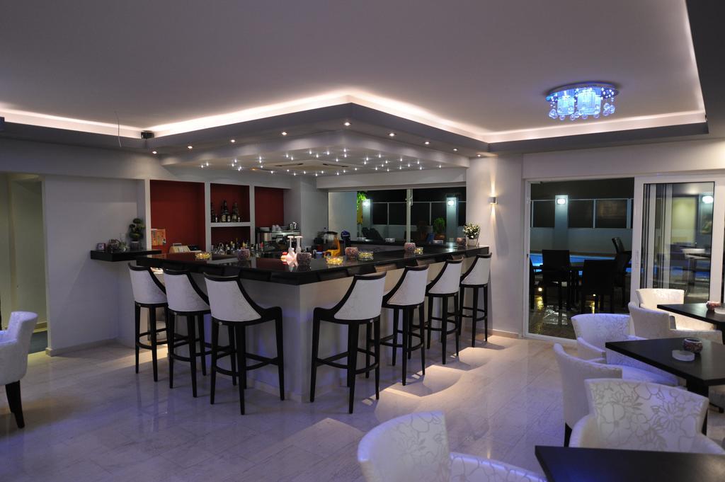 Ialysos City Hotel ภายนอก รูปภาพ